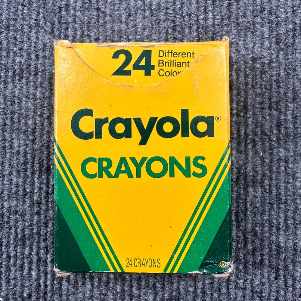 Vintage Crayola Crayons 24 Count Binney & Smith Multi 1988 School USA